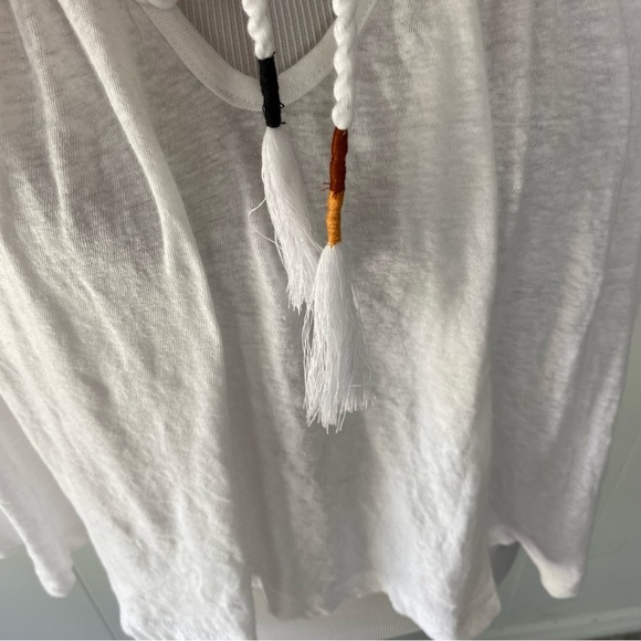 Free People Womens Market Embroidery Trim Tassel Tie V-Neck Tee White Size XS - Picture 4 of 14
